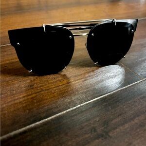 Vera wang shades black mirror silver frames